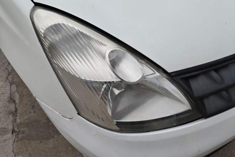 Used Nissan Livina 2007 1.6L Automatic All-Around Model Right Front Headlight