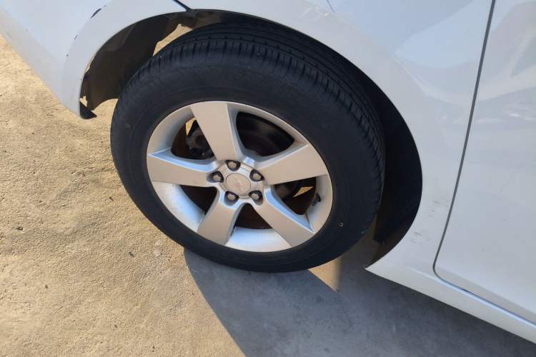 Used Chevrolet Cruze 2013 1.6L SE MT
