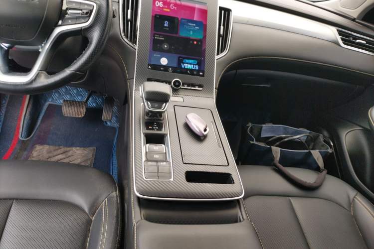 Used Roewe i6 MAX 2020 300TGI Automatic Sporty Cool Edition