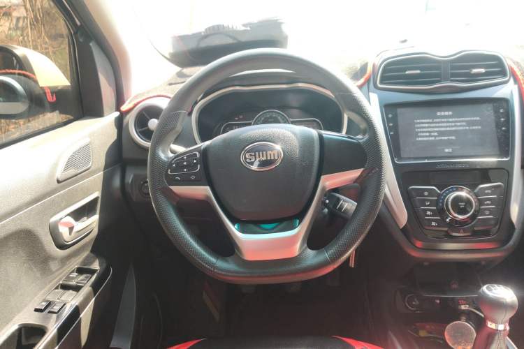 Used SWM X3 2020 1.5L Manual Value Edition 6 Seats