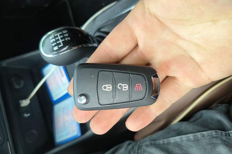 Used Great Wall King Kong Poer 2026 Model 2.0T Manual Diesel Two-Wheel-Drive Entrepreneurial Flat Box Vehicle Key