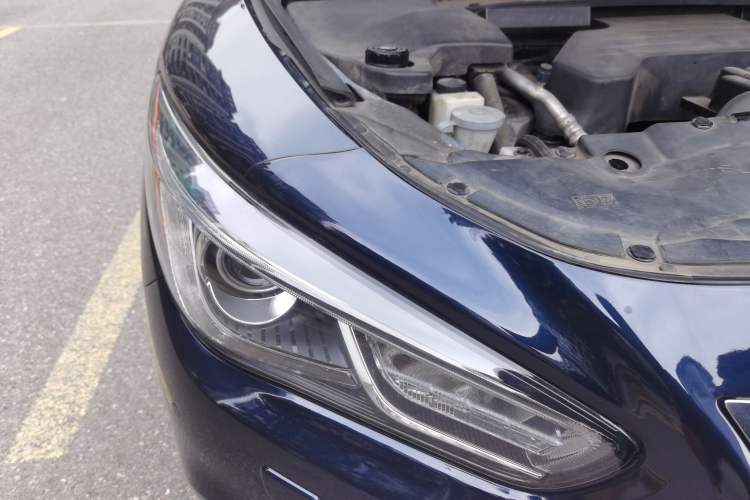 Used Infiniti QX60 (Import) 2016 2.5 S/C Hybrid Two-Wheel-Drive Excellence Edition China V Standard
