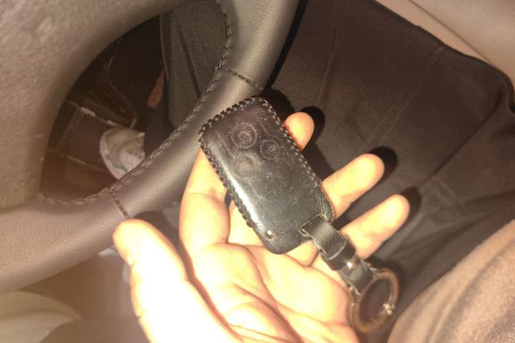 Used Toyota Highlander 2012 2.7L Two-Wheel Drive 5-Seater Sport Edition
