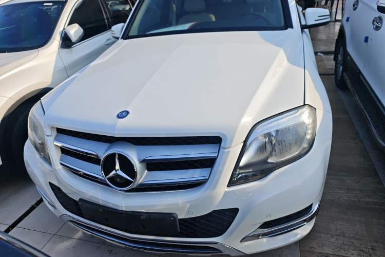 Used Mercedes-Benz GLK-Class 2013 GLK 300 4MATIC Dynamic Sunroof Model