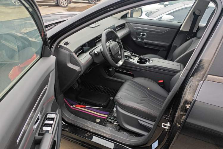 Used JETOUR Dashing 2025 1.5T DCT Luxury Edition
