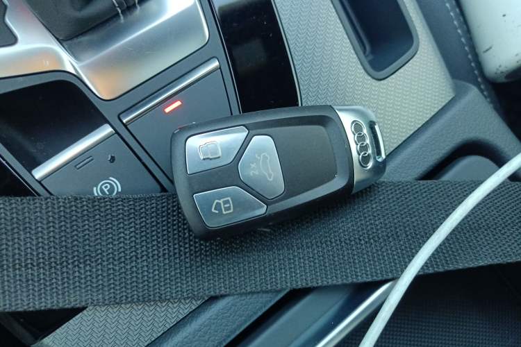 Used Audi Q5L 2024 40 TFSI Luxury Dynamic Edition
