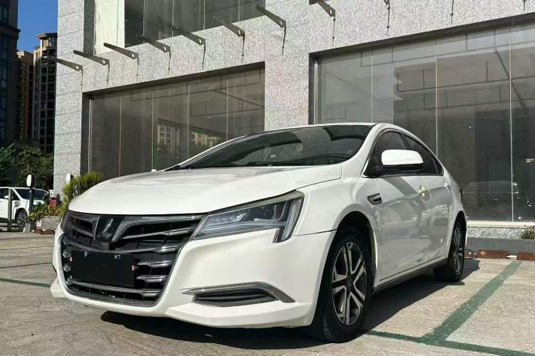 Used Luxgen 5 2015 1.8T Automatic Smart Model