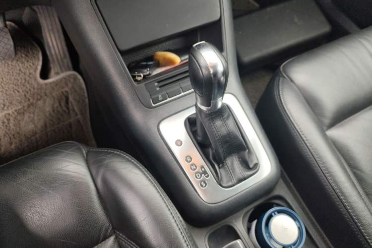 Used Volkswagen Tiguan 2012 1.8TSI Automatic Two-Wheel Drive Elite Edition Gear Lever
