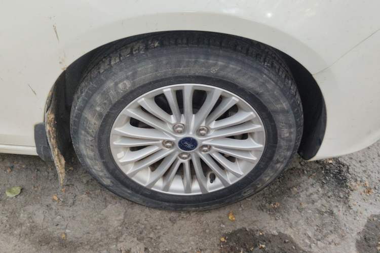 Used Ford Escort 2015 1.5L Manual Comfort Model