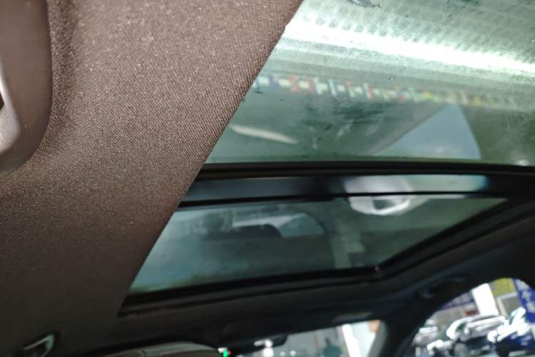 Used Cadillac XT4 2018 28T Two-Wheel Drive Leading Version
