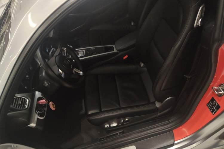 Used Porsche 718 2016 Cayman 2.0T