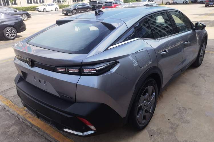 Used Peugeot 408X 2023 Gravity Edition
