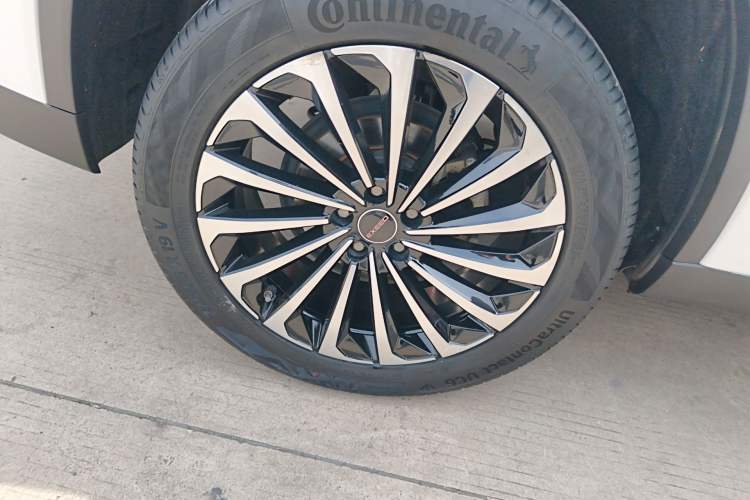 Used EXEED Lingyun 2019 1.6T Two-Wheel-Drive Platinum Edition Right Rear Wheel Hub