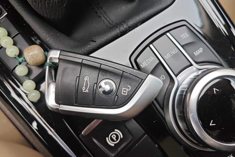 Used Zinoro 60H 2017 Standard Model Vehicle Key