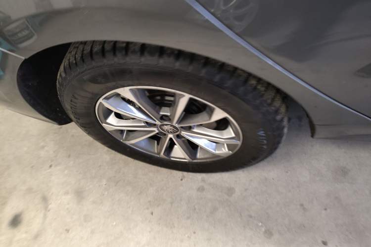 Used BYD Qin PLUS 2024 HONOR Edition DM-i 55KM Leading Model Right Rear Wheel Hub