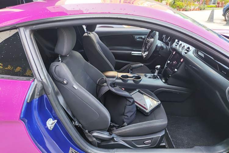 Used Ford Mustang 2015 2.3T Automatic U.S.-Spec Version
