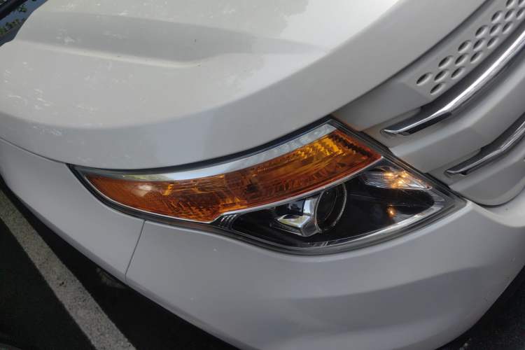 Used Ford Explorer 2013 3.5L Deluxe Model
