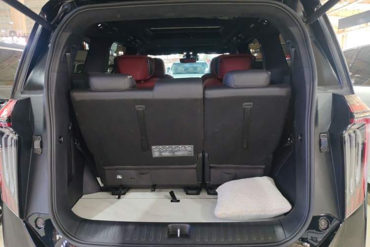 Used GAC Trumpchi M8 2024 Zongshi Series 400T Ultimate Edition Trunk