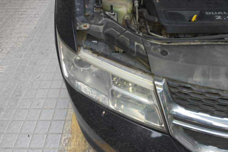 Used Dodge Journey 2013 2.4L Two-Wheel Drive Luxury Version
