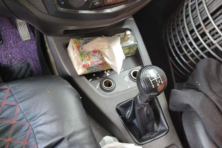 Used Wuling Hongguang 2014 1.2L Base Model China IV
