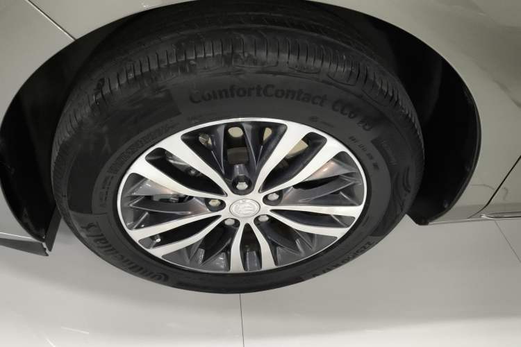 Used Buick GL8 2023 ES Lu Zun Comfort Model
