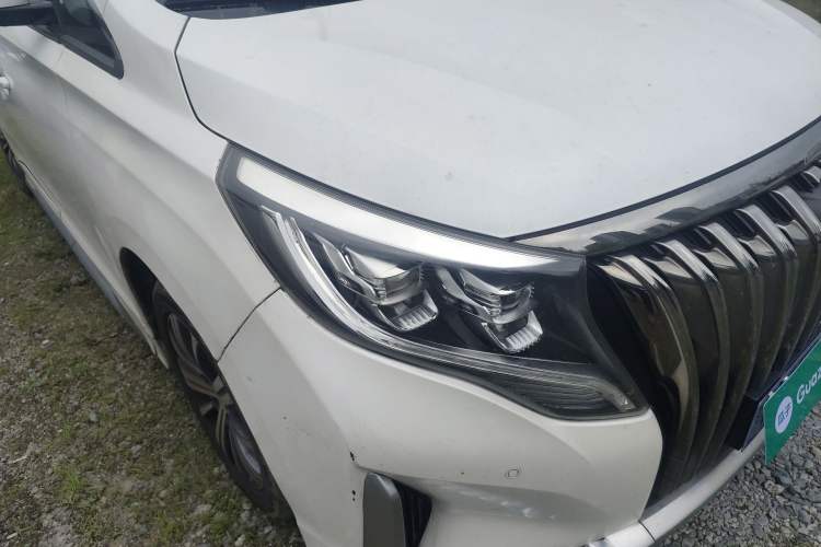 Used GAC Trumpchi M8 2020 Master Edition 390T Supreme Version Right Front Headlight