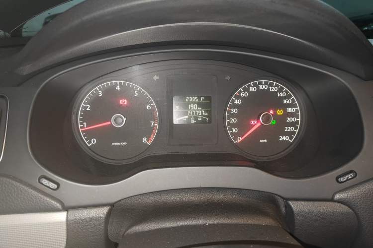 Used Volkswagen Sagitar 2014 1.6L Automatic Comfort Model
