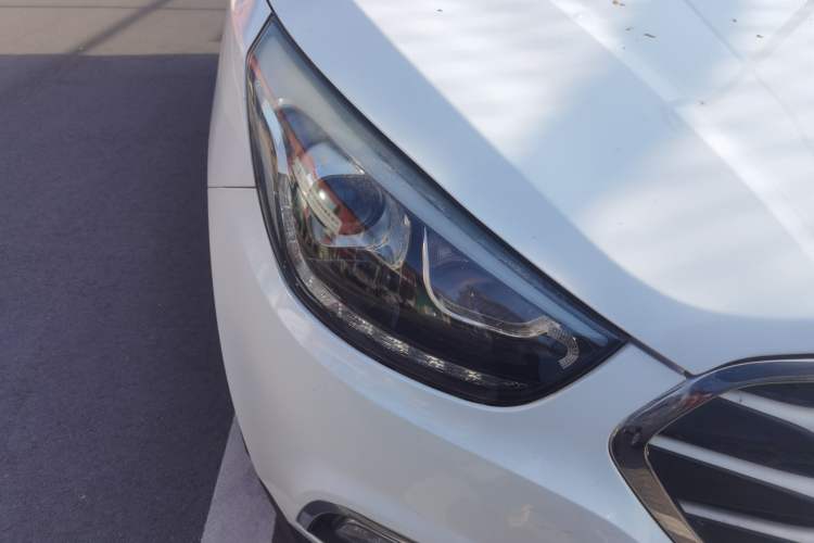 Used Hyundai ix35 2015 2.0L Automatic 2WD Smart Type China IV
