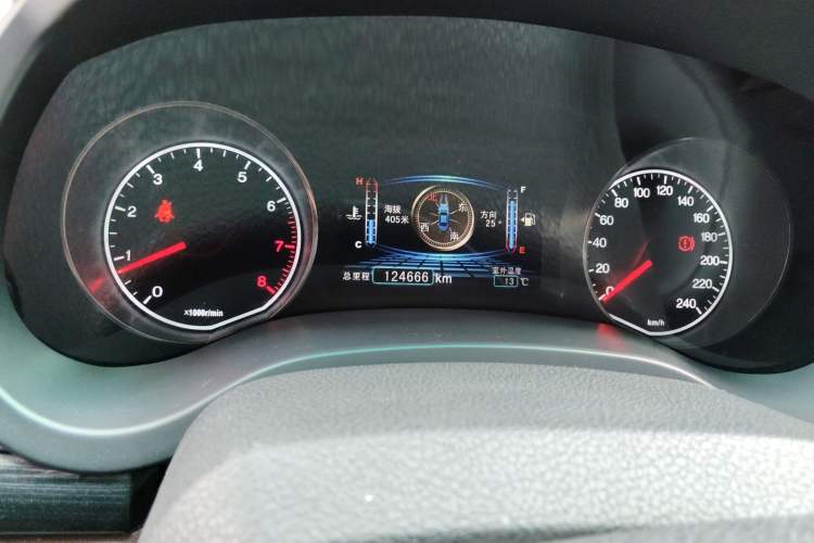 Used BYD Surui 2015 Revised Version 1.5L Manual Luxury Edition