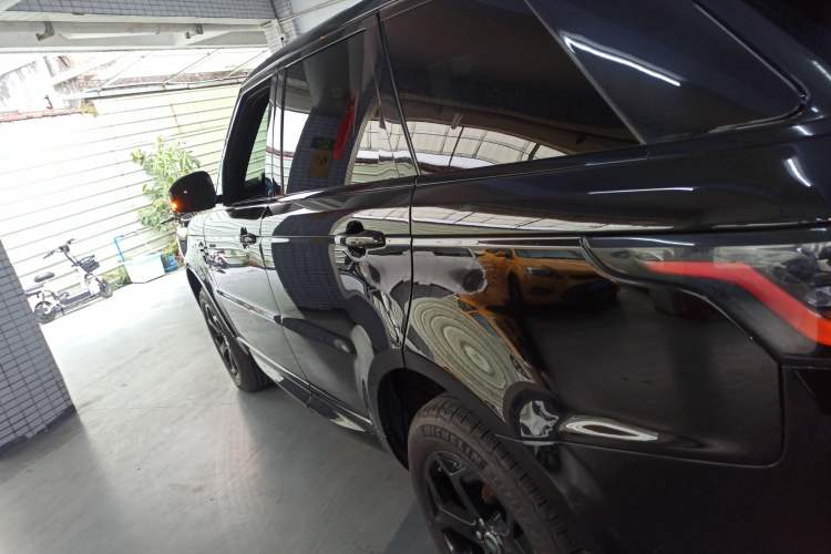 Used Land Rover Range SportNew Energy 2018 P400e Left Side