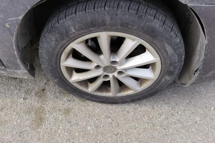 Used Citroen C-Quatre 2008 Hatchback 1.6L Automatic Comfort Model Right Front Wheel Hub