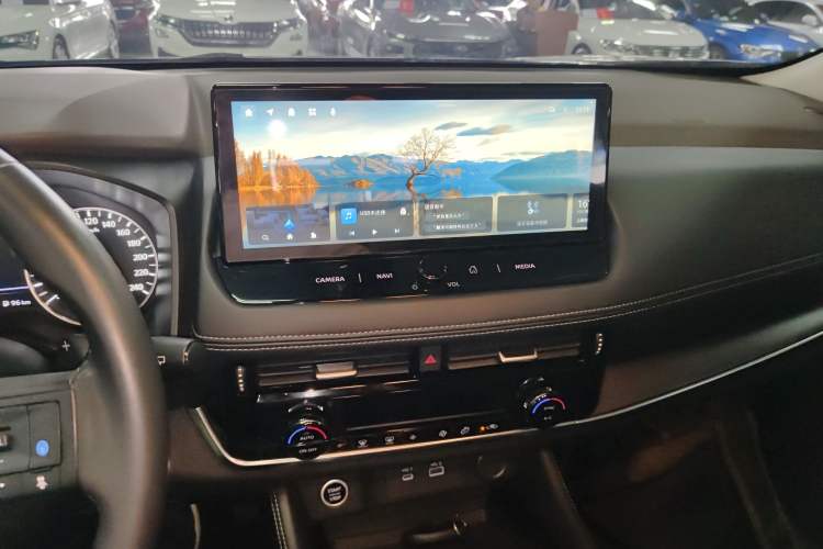 Used Nissan X-Trail 2021 VC-Turbo 300 CVT 2WD Luxury Edition 7-Seater Audio And AC Panel