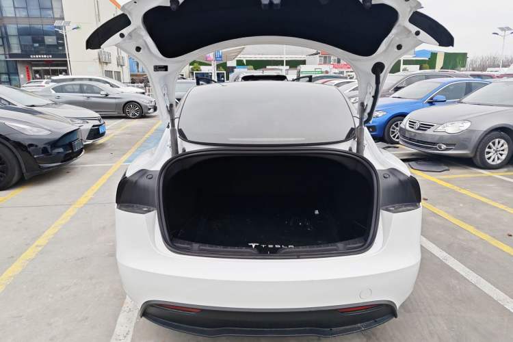 Used Tesla Model 3 2023 Rear-Wheel-Drive Version