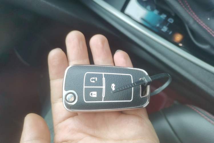 Used Chevrolet Monza 2020 Light Hybrid RS 330T Automatic Comfort Edition
