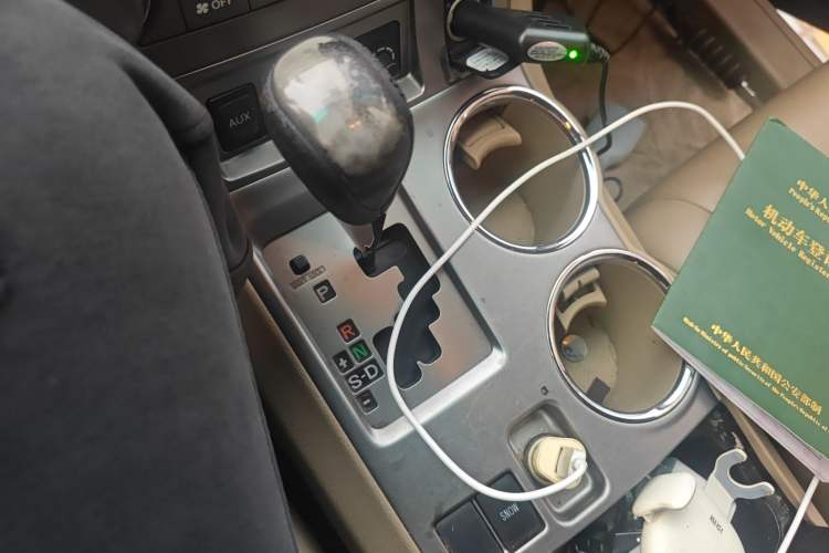 Used Toyota Highlander 2009 2.7L Two-Wheel Drive 7-Seater Luxury Edition
