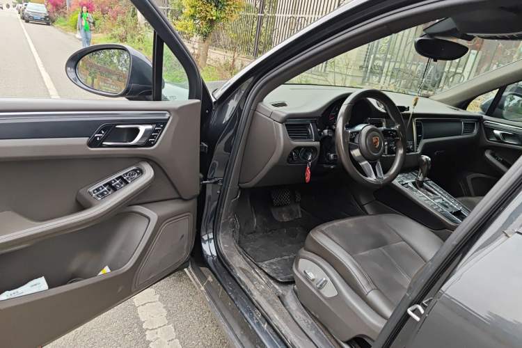 Used Porsche Macan 2017 Macan 2.0T