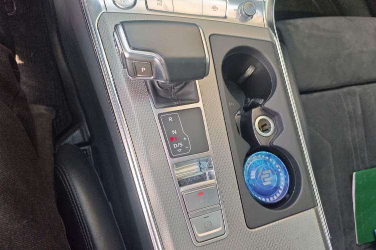 Used Audi A6 2020 allroad quattro Explorer 55 TFSI Prestige Off-Road Model