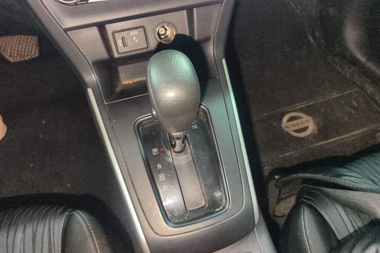Used Nissan Sylphy 2021 Classic 1.6XE CVT Comfort Edition Gear Lever