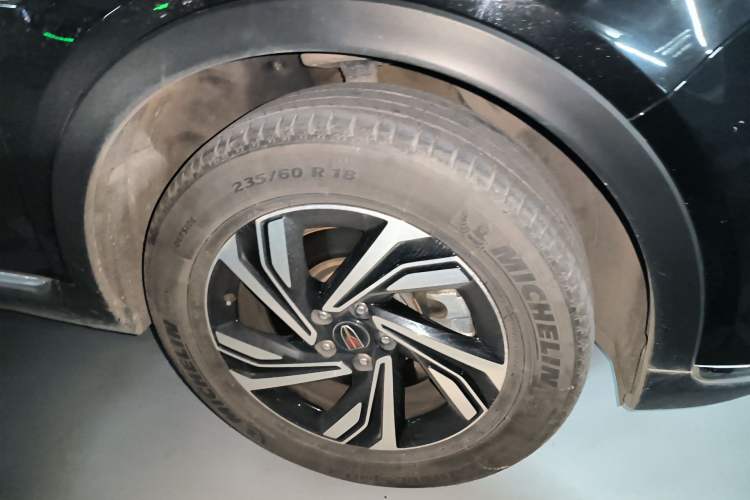 Used Hongqi HS5 2022 Revised Version 2.0T Smart Connect Flagship Edition
