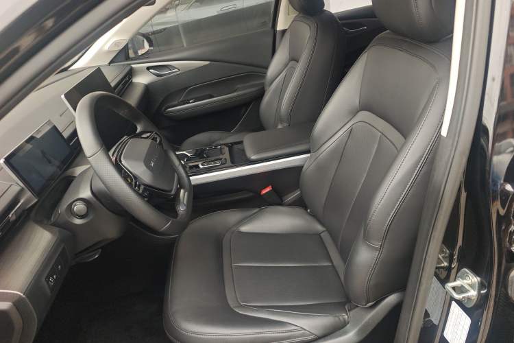 Used Wuling Xingguang 2023 150 Advanced Edition
