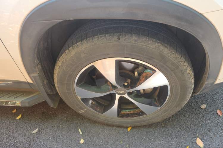 Used Chery Tiggo 7 2016 2.0L CVT YAOZHEN Edition Right Front Wheel Hub