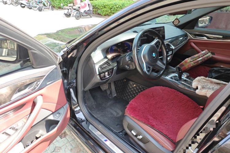 Used BMW 5 Series 2021 525Li M Sport Package Driver Seat