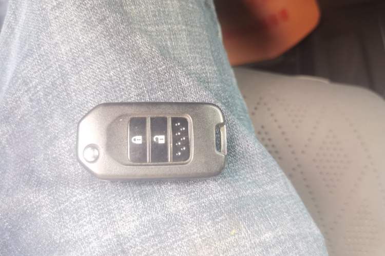 Used Honda CR-V 2016 2.0L two-wheel drive Urban Edition