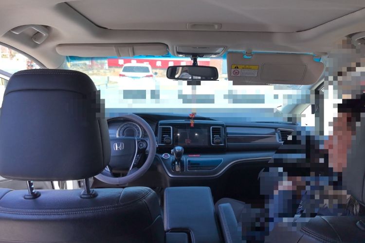 Used Honda Elysion 2016 2.4L Luxury Edition
