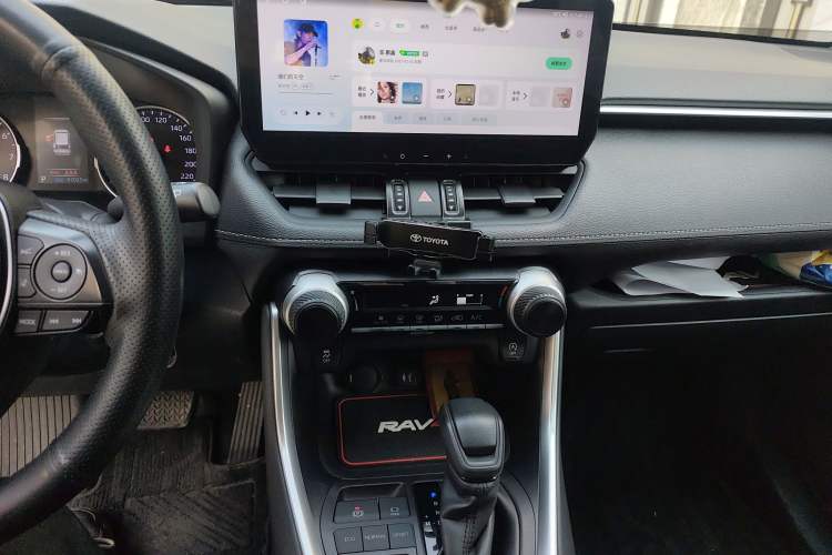 Used Toyota RAV4 2020 2.0L CVT Two-Wheel Drive Urban Edition
