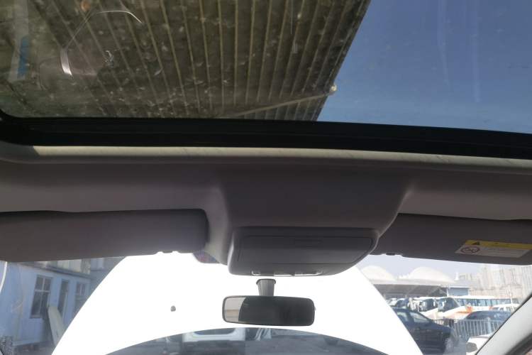 Used Peugeot 3008 2015 2.0L Automatic Trend Edition Headliner