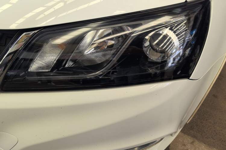 Used Geely Auto Emgrand 2017 Sedan Million Edition 1.5L CVT Upward Version