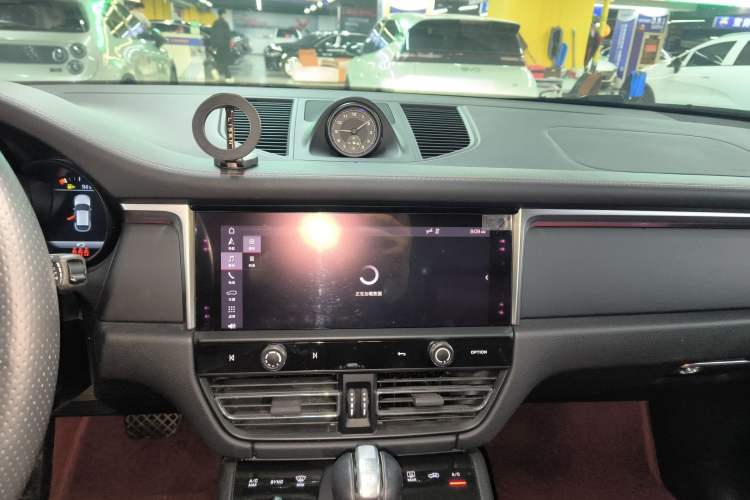 Used Porsche Macan 2023 Macan 2.0T
