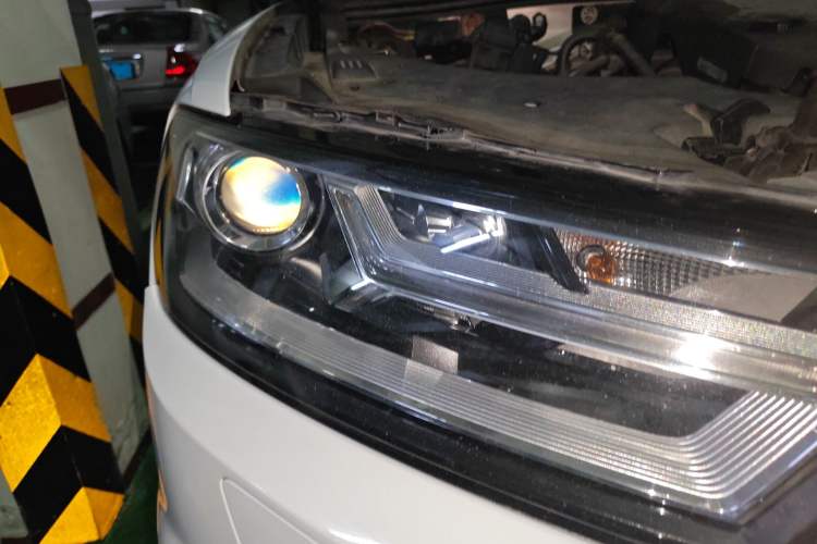 Used Audi Q7 2016 40 TFSI Comfort Model
