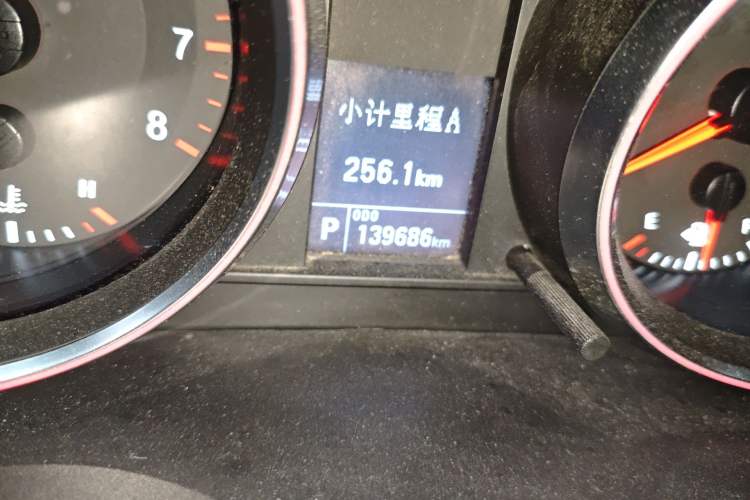 Used Haval H6 2015 Sport Edition 1.5T Automatic Two-Wheel Drive Luxury Model
